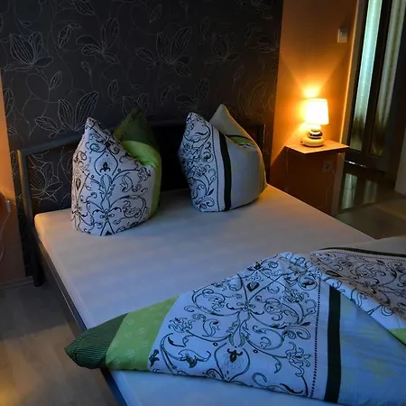 Balint & Timi Wellness Apartman Appartement Siófok