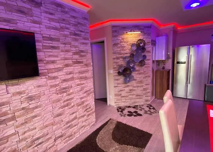 Balint & Timi Wellness Apartman Шиофок