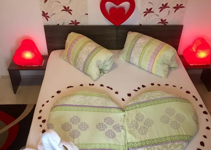 Balint & Timi Wellness Apartman Апартаменты