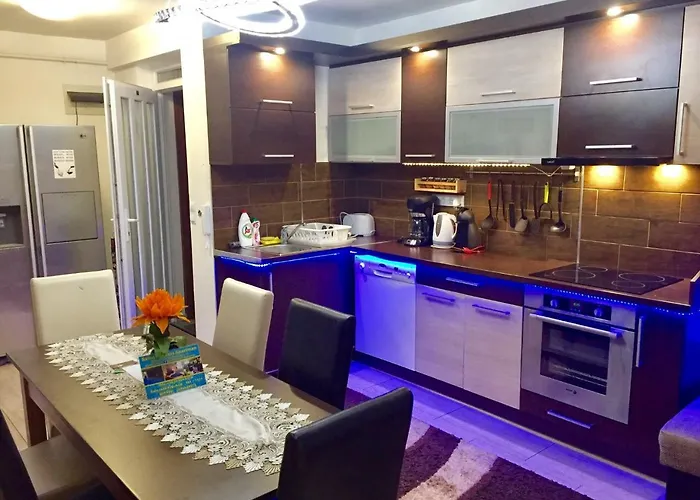 Апартаменты Balint & Timi Wellness Apartman